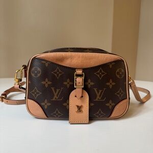 Louis Vuitton Crossbody Bag
